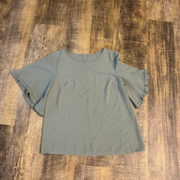 Green Blouse - Picture 2 of 4